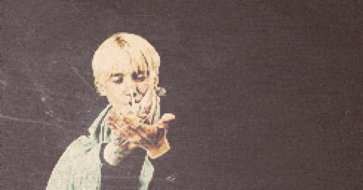Draco Malfoy as woman